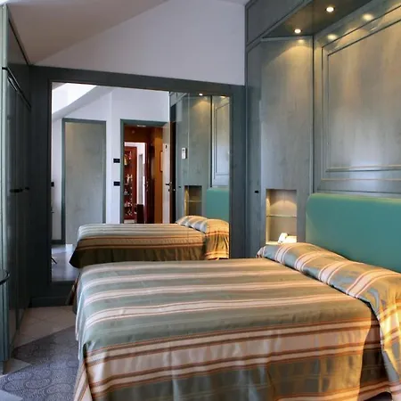 Da Oe Vittorio Srl Hotel