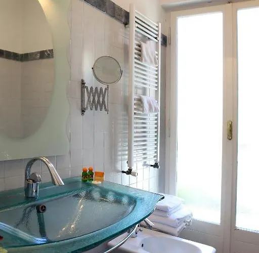 Hotel Da Oe Vittorio Srl 3*